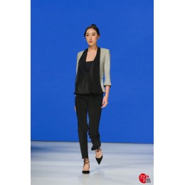 MDBWS007 produces fashionable women's suits for real people to try on effect for women's coats MDBWS007 produces fashionable women's suits for real people to try on effect for women's coats